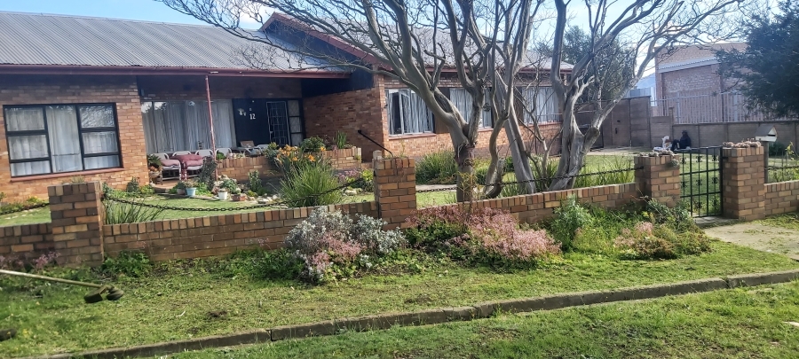 4 Bedroom Property for Sale in Kareedouw Eastern Cape
